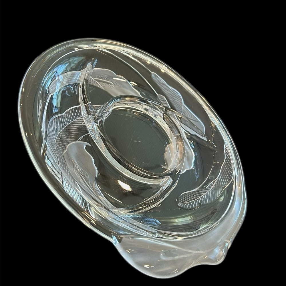 Crystal Clear Industries Frosted Calla Lily 14" Divided Chip and Dip Platter